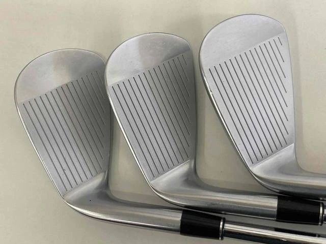 SRIXON Right Handed Iron Set Z FORGED 5-9,Pw NS PRO MODUS3 TOUR 120 Flex S - Image 3 of 4