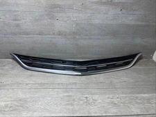 2016-2018 CHEVROLET MALIBU Grille Upper Without Adaptive Cruise 84061034