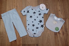 Burt's Bees Baby Boy Bodysuit, Pants  Bib Set  Blue  Gray  Organic Cotton 