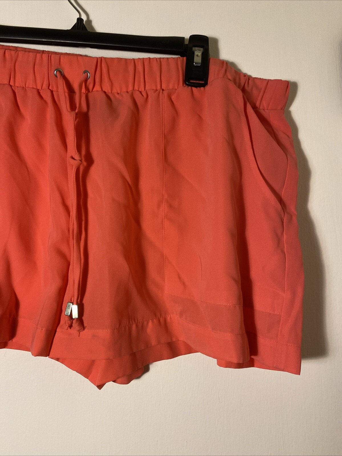 Mossimo Womens Cuffed Shorts Size XL Pink  2 Pockets image 3