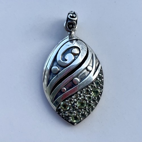 DEVATA Bali Filigree Peridot Sterling Silver 18K Gold Pendant in Box & Pouch