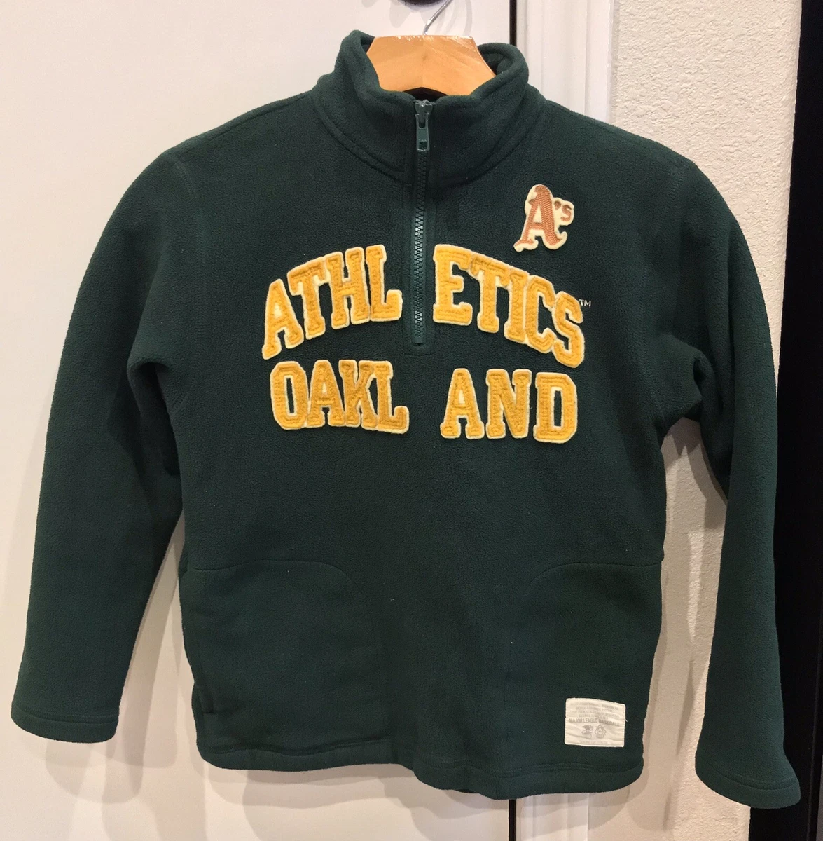 Uniqlo x MLB Oakland Athletics Pullover Fleece Sweatshirt Jacket