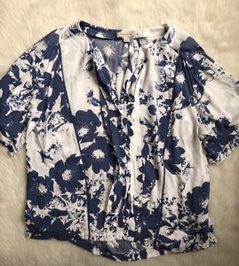 short ruffle sleeve top