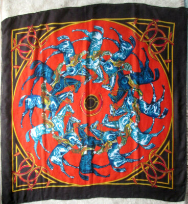 Robe corset gothique rouge et noire, jupe pull Lolita à volants et ourlet à plusieurs niveaux