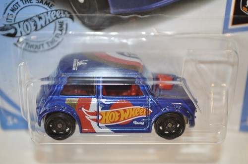 Hot Wheels HW Race Team - Morris Mini - '69 Dodge Charger - Hot Wheels Livery - Sealed - Bild 11 von 24