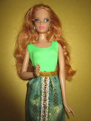 B-2147) ROTHAARIGE BARBIE TOP MODEL MUSE SUMMER MIT POSEN-HALTUNG STEFFI FACE