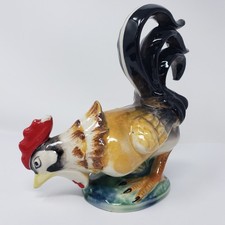 Figura picoteando gallo gallina pollo Relco hecha en Japón pastoreo