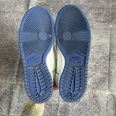 Men\'s 2019 Nike SB Duck Low Premium White Game Royal Blue Cracked Leather Sz 9 Men main image 4