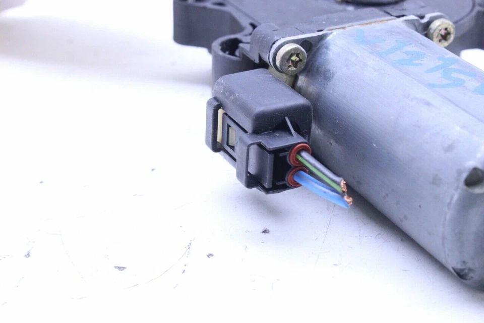 2001 - 2004 年宝马 325i 328i 330i 前动力窗电机左驱动器原始设备制造商二手 — 第 3/4 张图片