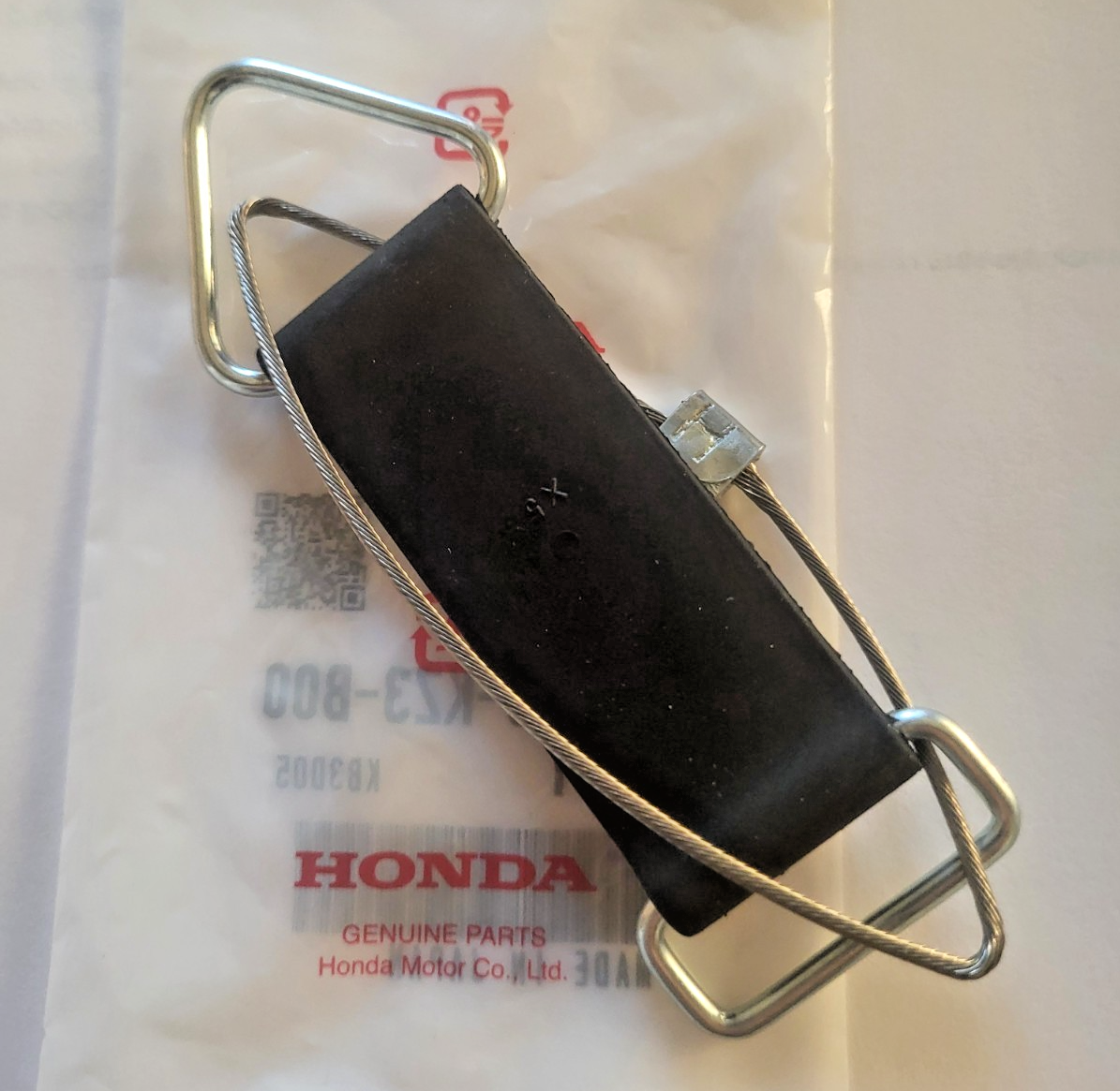 HONDA CR125, CR250, CRF250R, CRF250X GAS TANK MOUNTING RUBBER