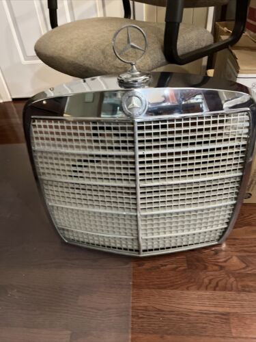 Mercedes W111 220 230 250 280 Coupe Cabriolet Grille Look Missing One Grill Pie