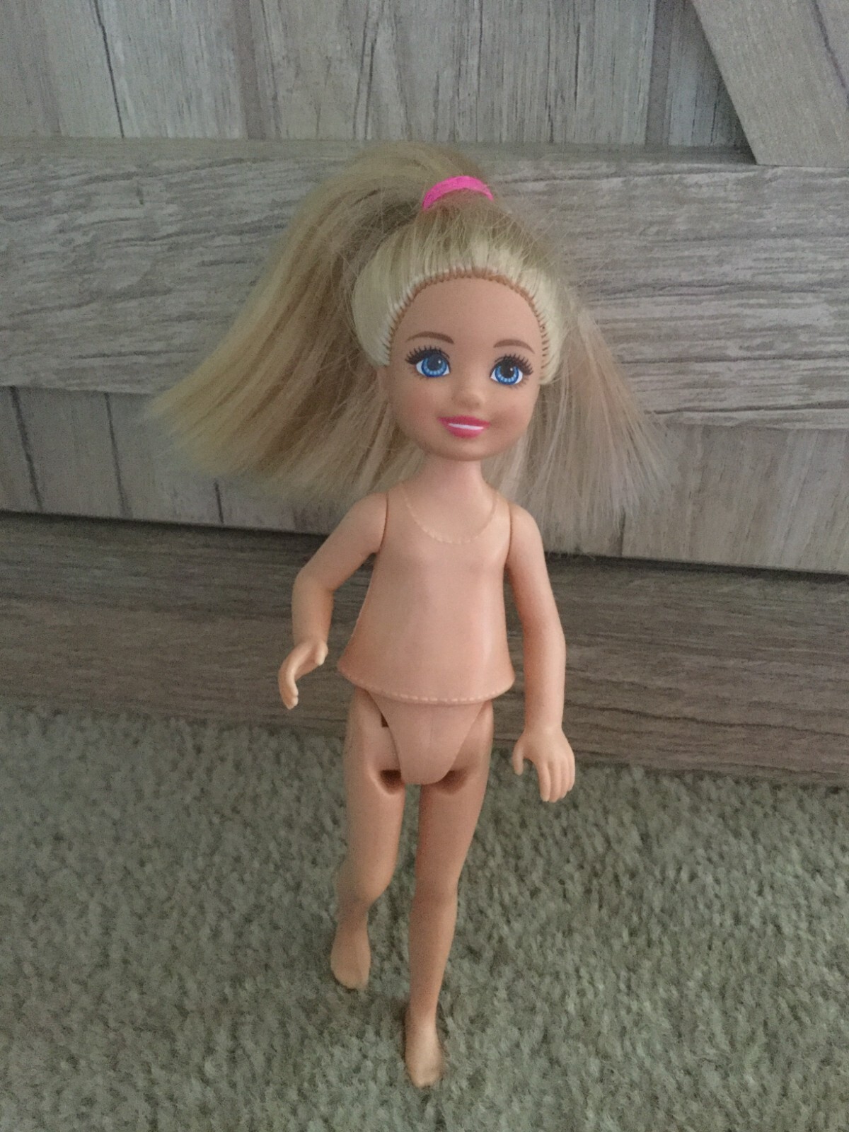 2019 MATTEL Barbie Chelsea Soccer Player #GHK37 Chelsea Barbie Doll Kicks Nude