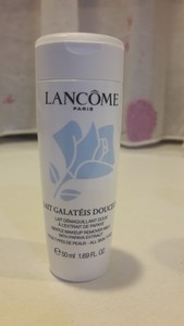 lancome gentle makeup remover milk