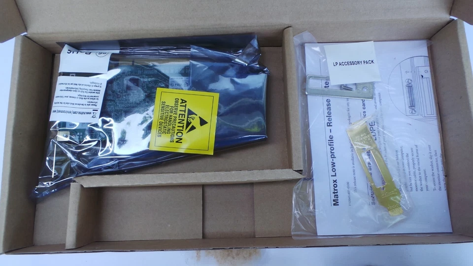 4 head  Matrox QID-E128LPAF PCIE 128 MB Quad Digital Analog Full Low Profile NEW - Image 4 of 4