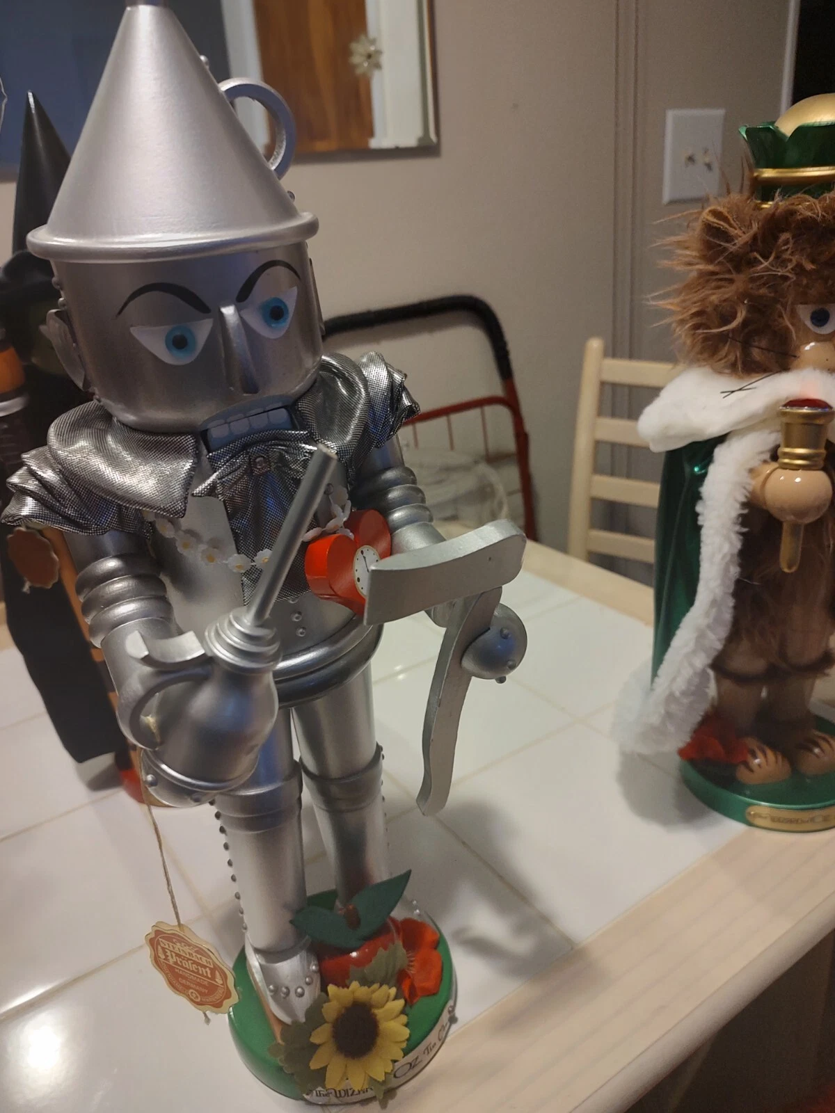 Steinbach Nutcracker-Tin Man of Oz holding Ax and Oil Can