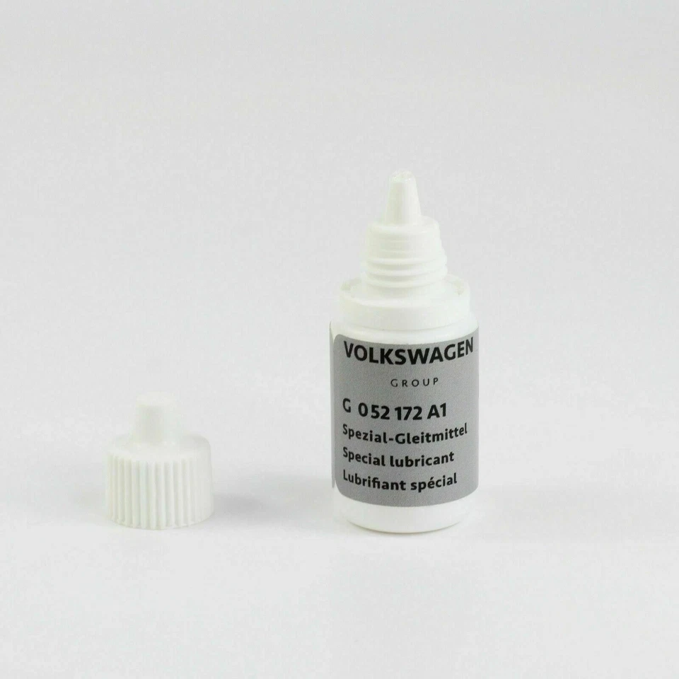 Lubrificante speciale VW e Audi tetto cabrio EOS 15G - Immagine 2 di 4