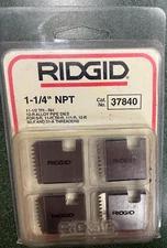 Ridgid 12-R 1-1/4" NPT 37840 Right Hand Pipe Threading Dies