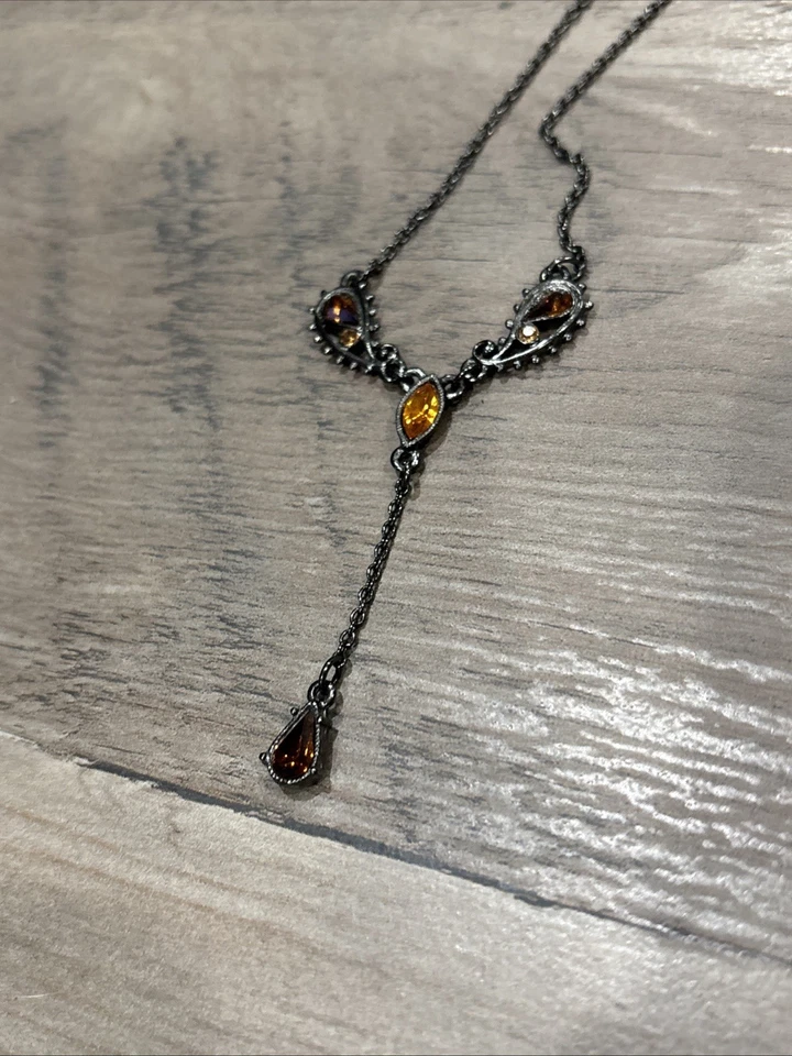 Collar Y 1928 negro y naranja  Foto 3 de 4