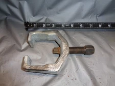 AMPRO Pitman Arm Puller - Puller good - Finish is marred