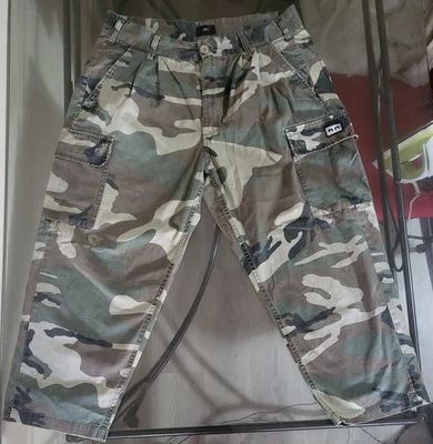 OBEY Worldwide Camo Cargo Pants Woodland Ripstop Mens W33 Skate Streetwear - Photo 1/4