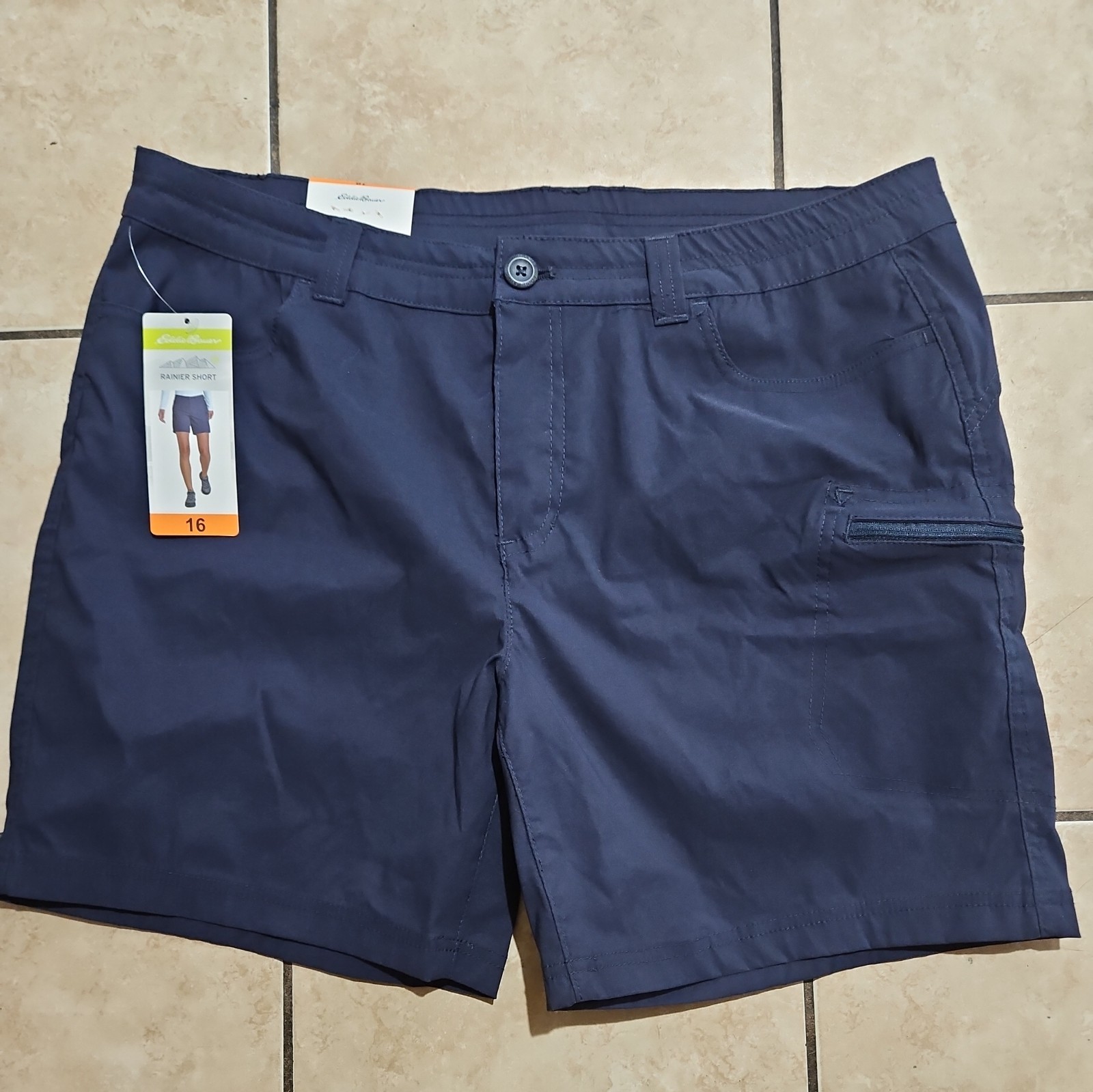 NEW Eddie Bauer Womens Rainier Shorts size 16