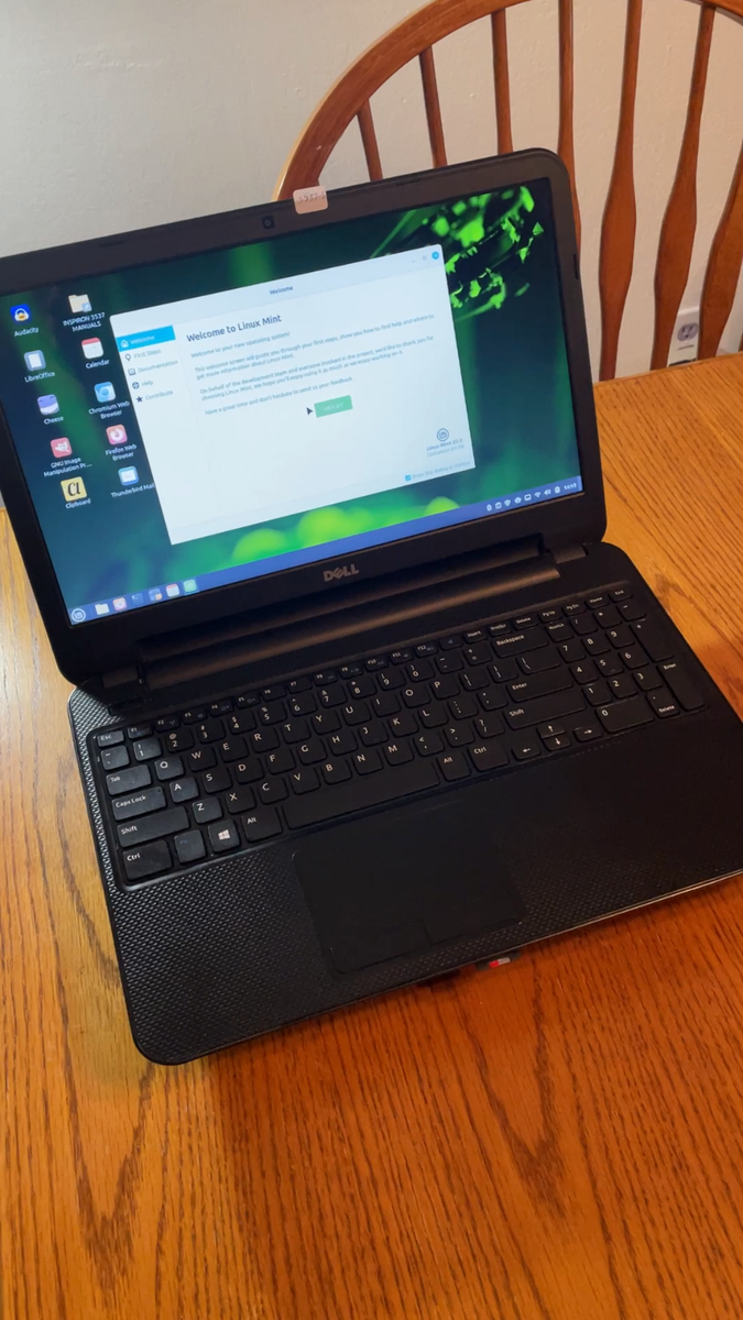 DELL INSPIRON 15-3537 Laptop 15