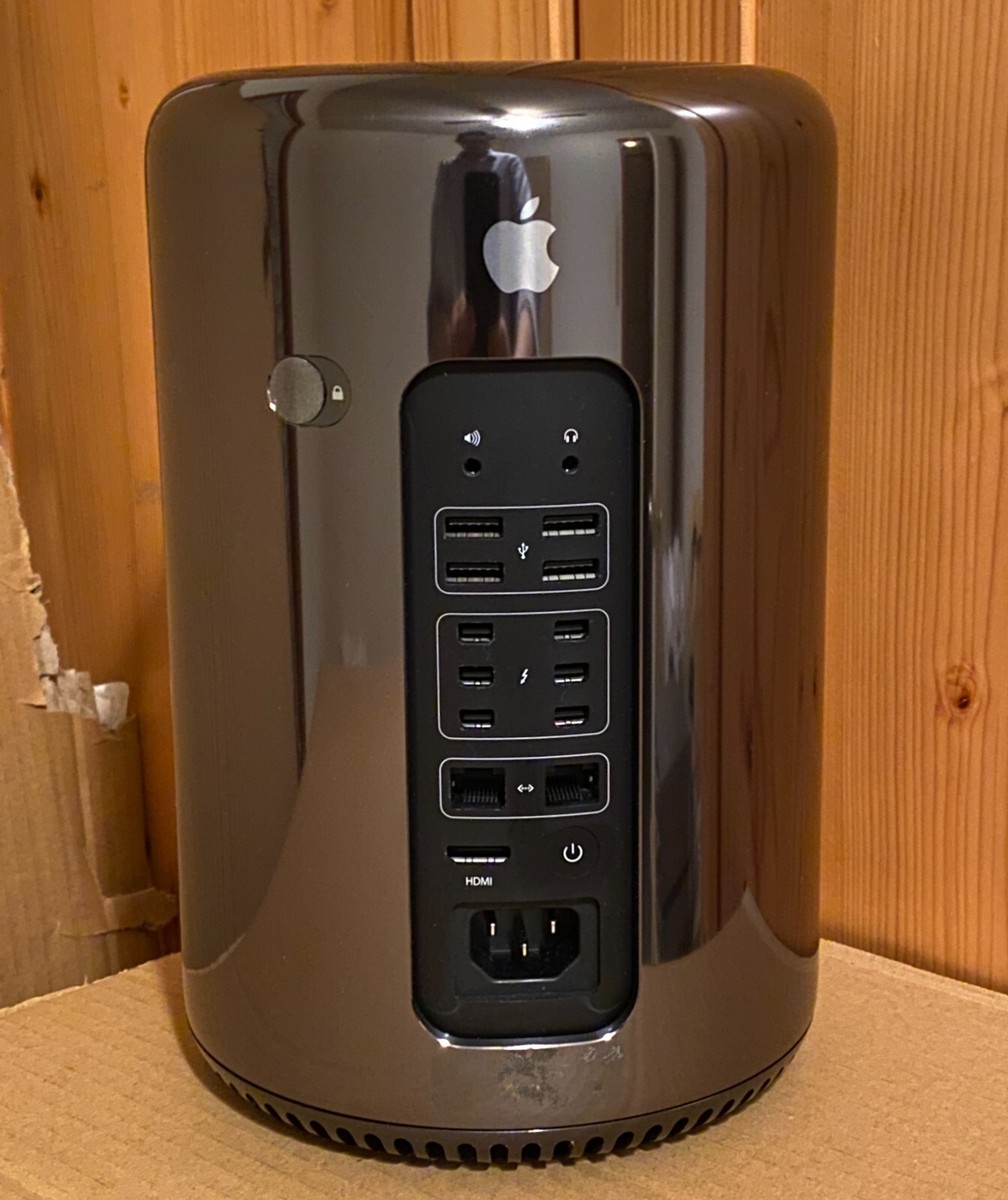 Apple Mac Pro 2013 A1481 6-Core 3.5 GHz Xeon 32GB 2X AMD