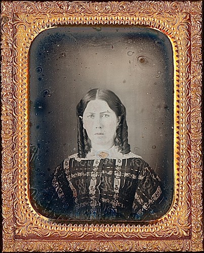 Pretty Light Eyed Lady Curled Hair Plaid Dress Gold 1/9 Plate Daguerreotype S283