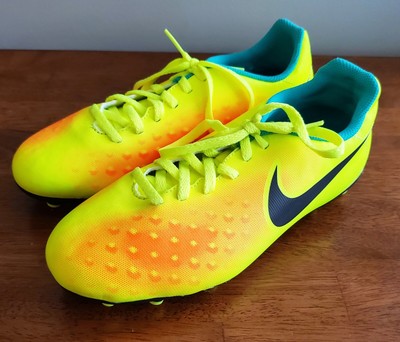 CHUTEIRA NIKE MAGISTA OBRA 2 DF FG YouTube