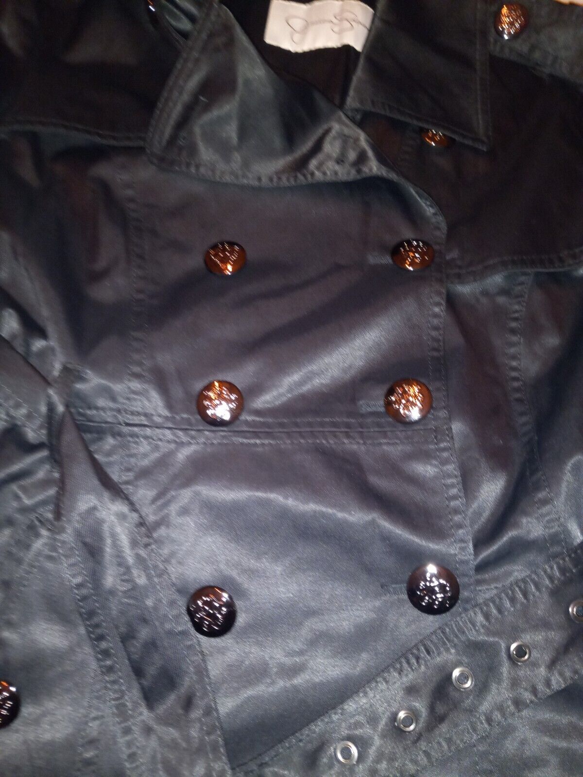 Picture 2 of 5