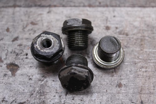 Set Schrauben Nockenwellen Suzuki GSX-R 750 GR75A 85-87