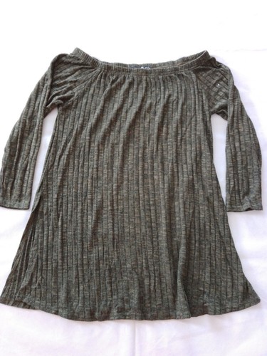 Damen Top Booboo Größe 12 Langarm Schulterfrei Grün 12243