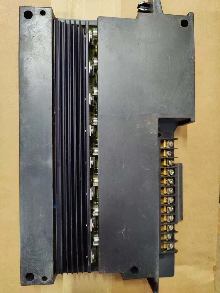 Cincinnati Milacron 3-531-3839A AC Output Module - Image 4 of 4