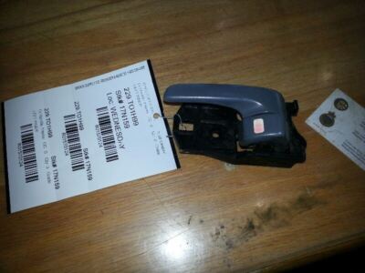 CAMRY     1999 Door Handle Interior 1570124