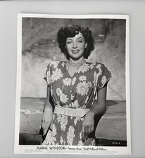 Marie Windsor Flowered Dress Pearl Necklace 1940s Portrait Orig 8x10 Photo
