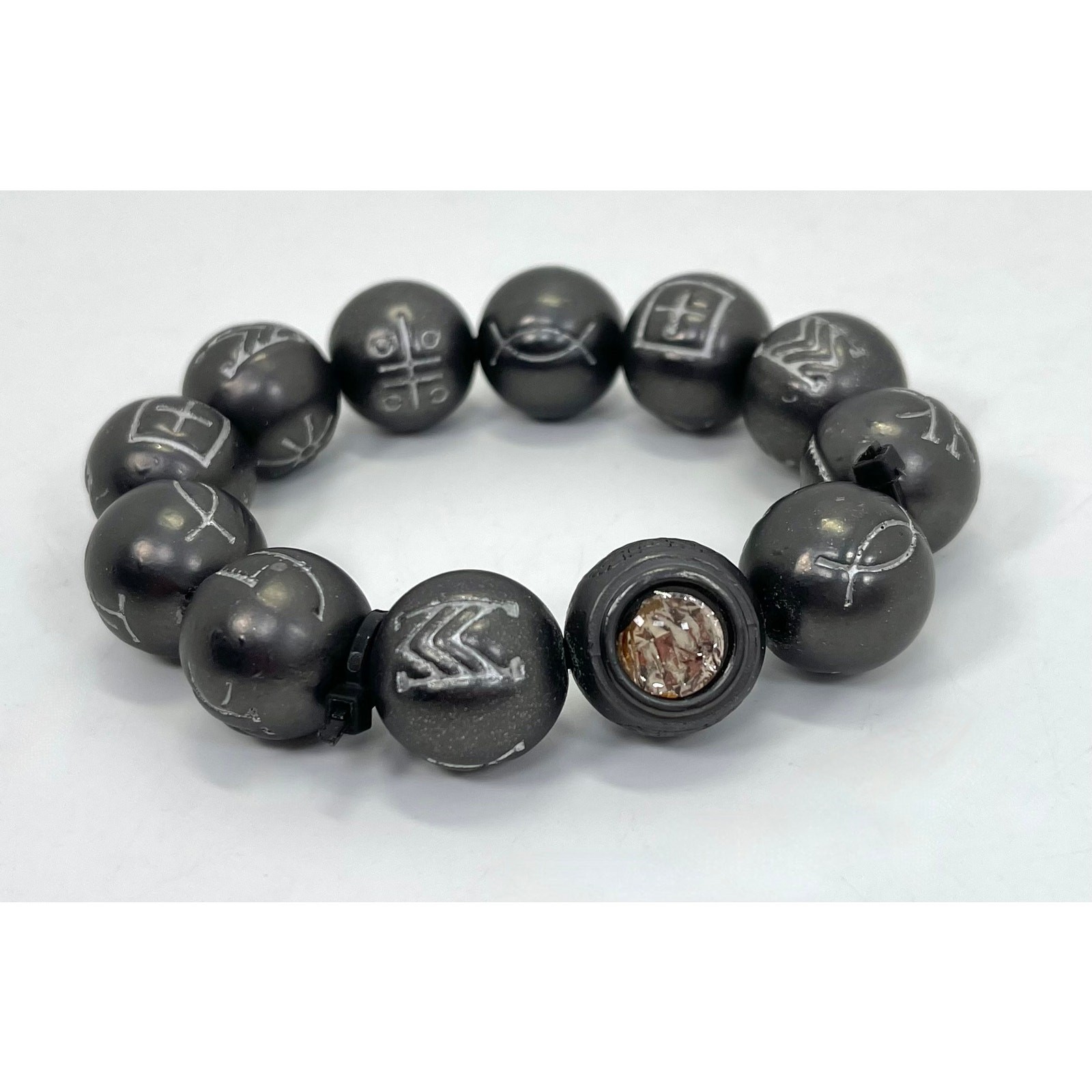 Marvel Black Panther Kimoyo Blue Bead Premium Movie Prop Replica Bracelet thumbnail 3