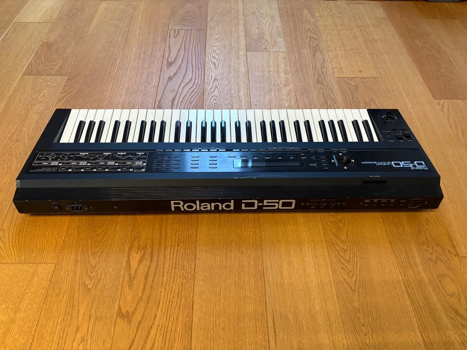 Roland D-50 Keyboard Synthesizer Vintage LA Synthesizer technisch top - Bild 3 von 4