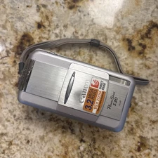 Canon PowerShot S30 3.2MP Digital Camera 3x Zoom Silver. CAMERA ONLY. WORKS.