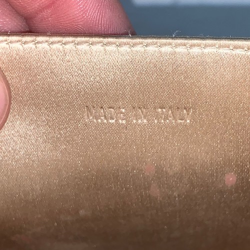 pre-loved auth CHRISTIAN LOUBOUTIN champagne neutral SILK flap front BOW CLUTCH - Picture 8 of 11
