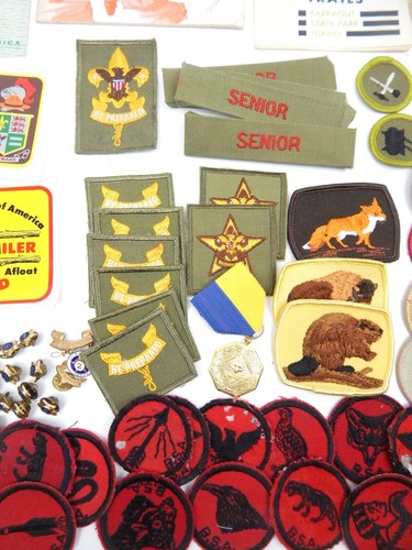 4D Huge Lot Vintage BSA Boy Scouts Booklets, Pins, Patches, Merit, Cards More! - Picture 5 of 7