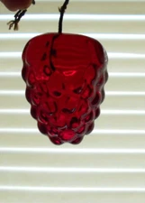 9~VTG MCM Mid Century RED Lucite Acrylic Grape Clusters~2"L  X 1 1/4" DIA.~LOT#1