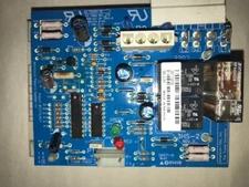 TRANE X13130453-01 FURNACE CONTROL CIRCUIT BOARD