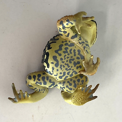 Yujin The Frog in Colour Mini Figure Japanese Common Toad