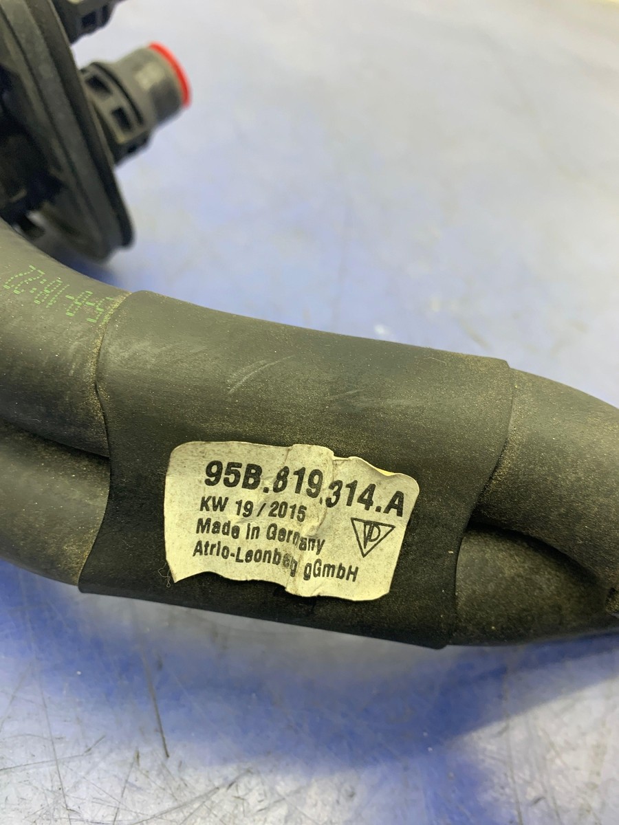 2015 - 2018 PORSCHE MACAN 95B OEM HEATER CONTROL VALVE SOLENOID 