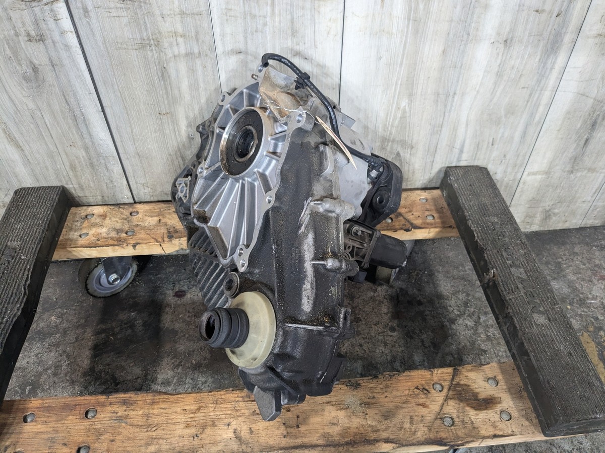 07-10 BMW E70 X5 Transfer Case Gearbox 7574777 OEM for sale online