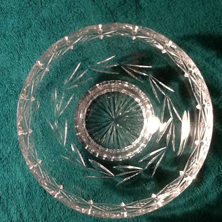 TIPPERARY IRISH CUT CRYSTAL FOOTED BOWL 6-3/8 x 2-7/8    #- 19041-?