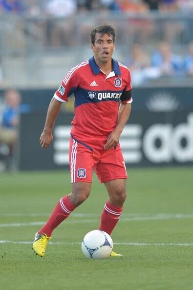 Men's Chicago Fire Adidas PAVEL PARDO #17 Sz S Adizero Quaker MLS Soccer Jersey - Image 2 of 4