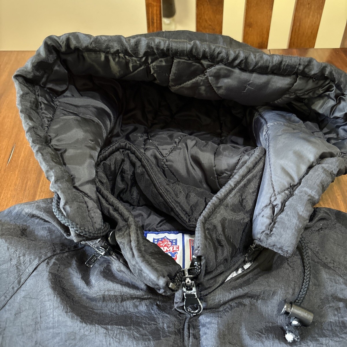 Nike Raiders フード付きジャケット　90's RAIDERS Vintage 90s Logo 7 NFL Football Zip Up Puffer Parka