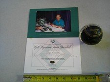 RARE GOLD SIGNATURE YOGI BERRA BASEBALL BALL NEW YORK YANKEES HOF CATCHER SIGNED