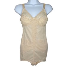 Vintage Style Beige Shapewear Bodysuit 34B Nylon Spandex Lace Trim Bra Design